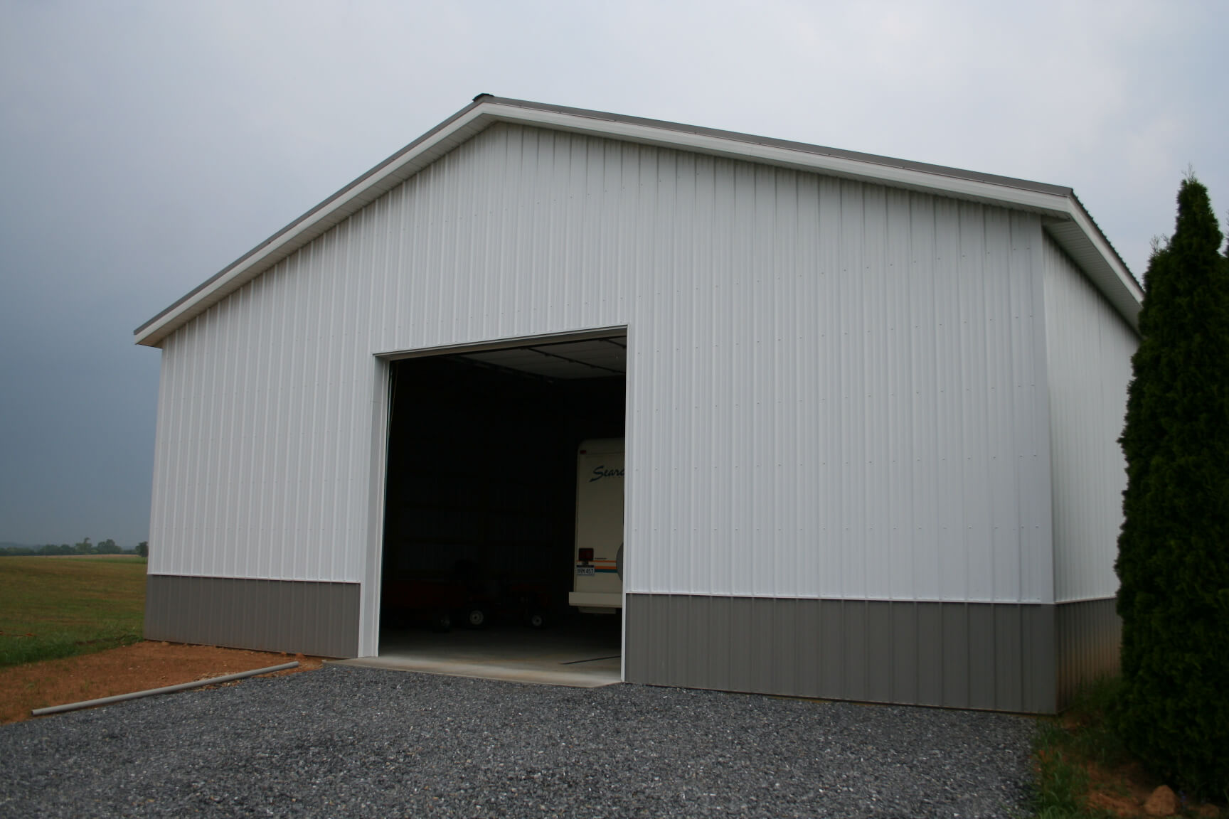 0’ x 60’ x 18’ RV Storage Pole Building